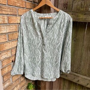 Monday Fun Elegant Green Leaf Print Blouse